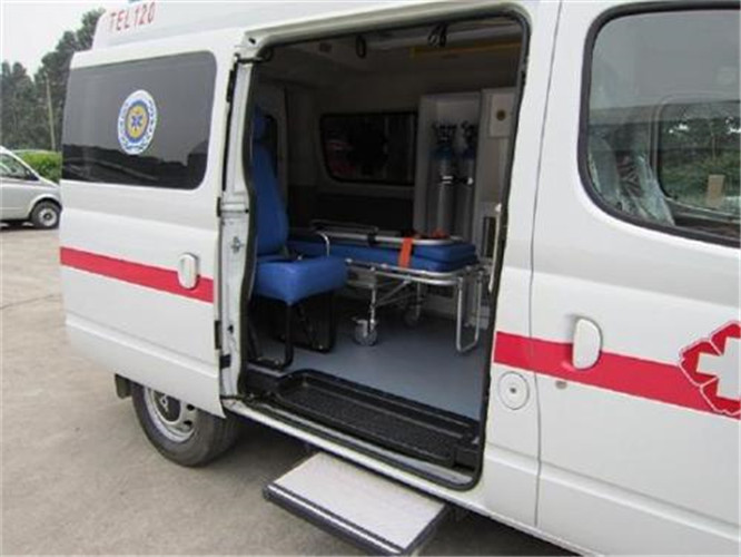 镇安救护车出租服务案例7